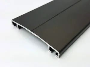 ALU KRYCÍ PROFIL OBLÝ ŠÍŘE 60 mm HNĚDÝ ELOX